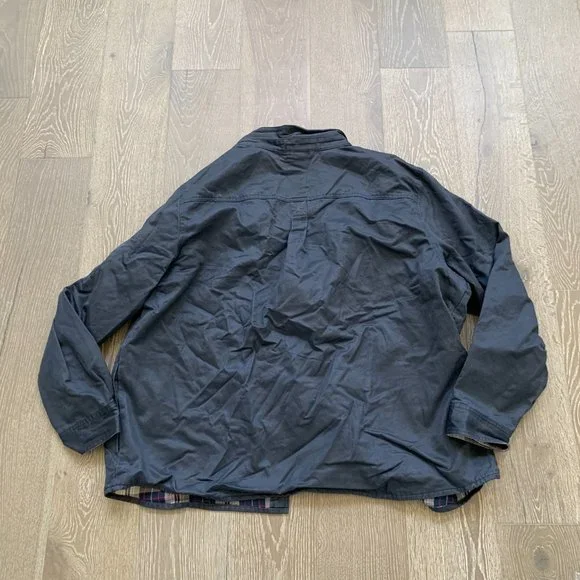 Legendary Whitetails journeyman shirt jacket - Picture 2 of 7